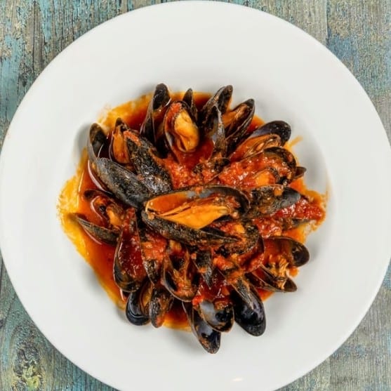 P.E.I. Mussels TRAY.