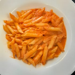 Penne Vodka or Alfredo